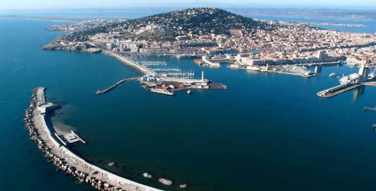 Grand Appartement Sur Canal A 2 Pas Du Centre Ville De Sete Exterior photo